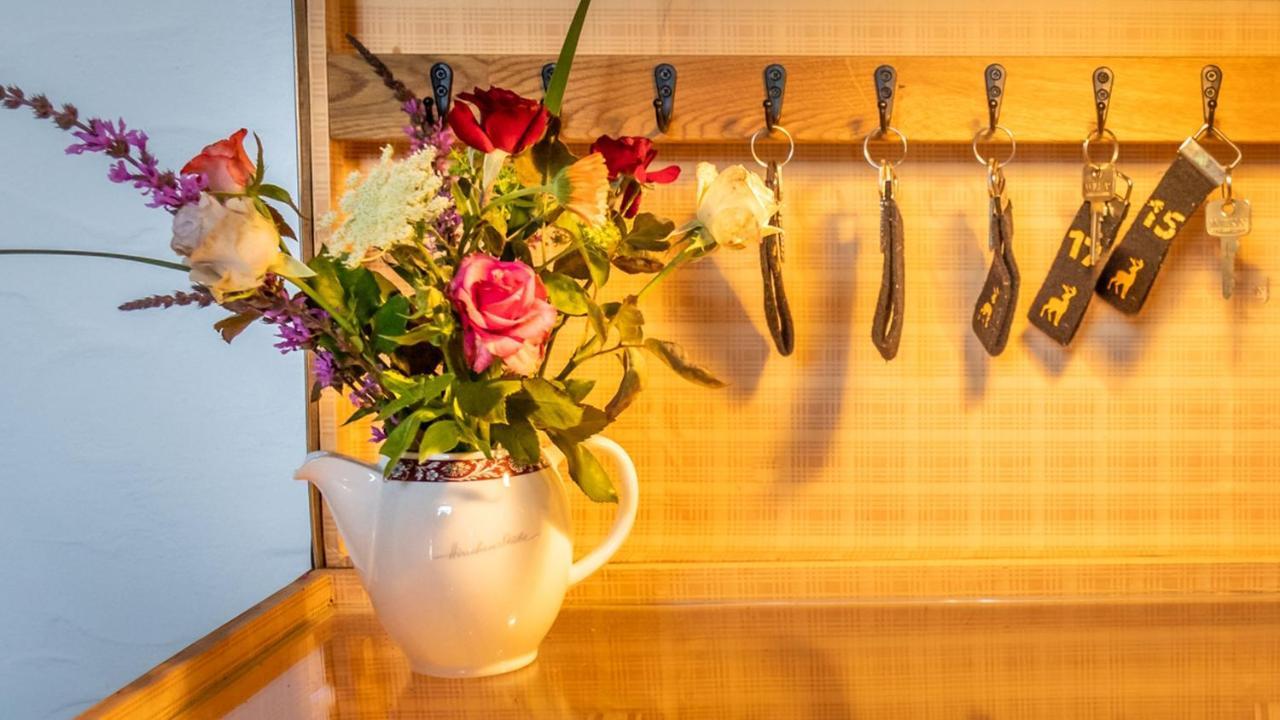 Gasthaus Hirschenstube & Gaestehaus Gehri Waldkirch Ngoại thất bức ảnh