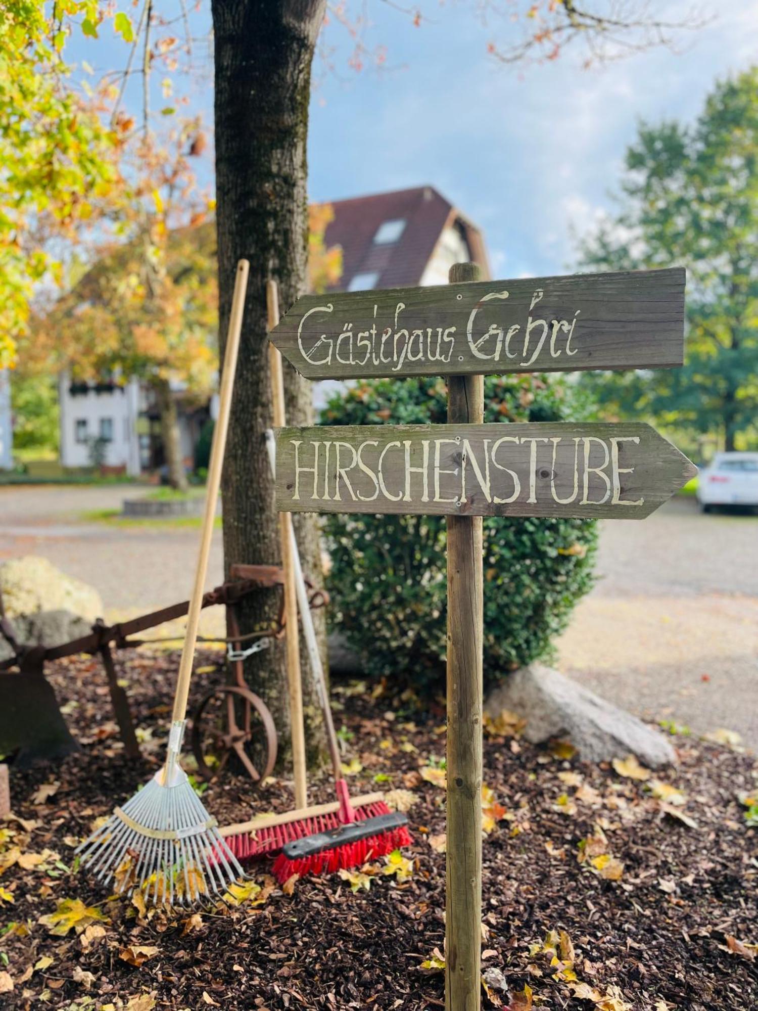 Gasthaus Hirschenstube & Gaestehaus Gehri Waldkirch Ngoại thất bức ảnh