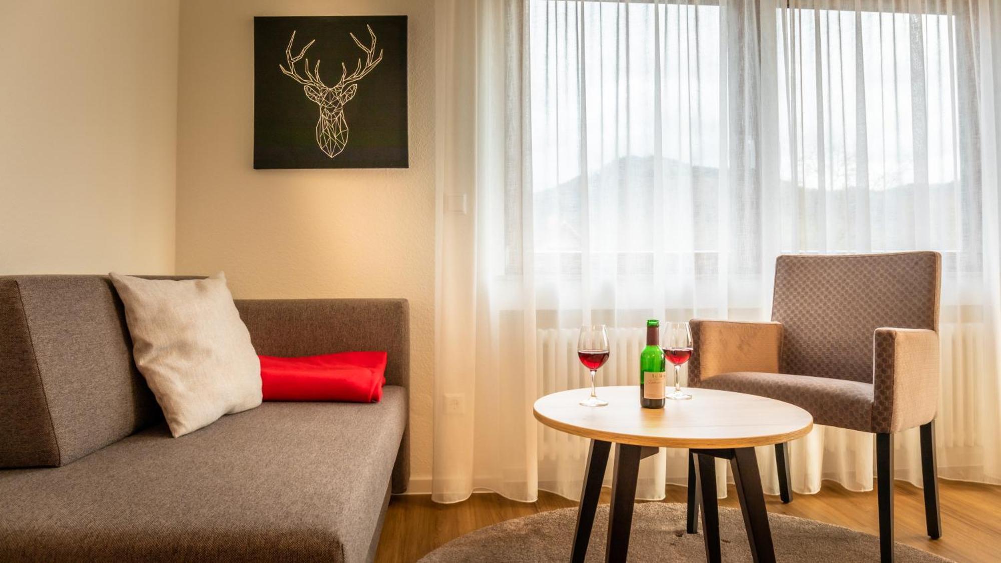 Gasthaus Hirschenstube & Gaestehaus Gehri Waldkirch Ngoại thất bức ảnh