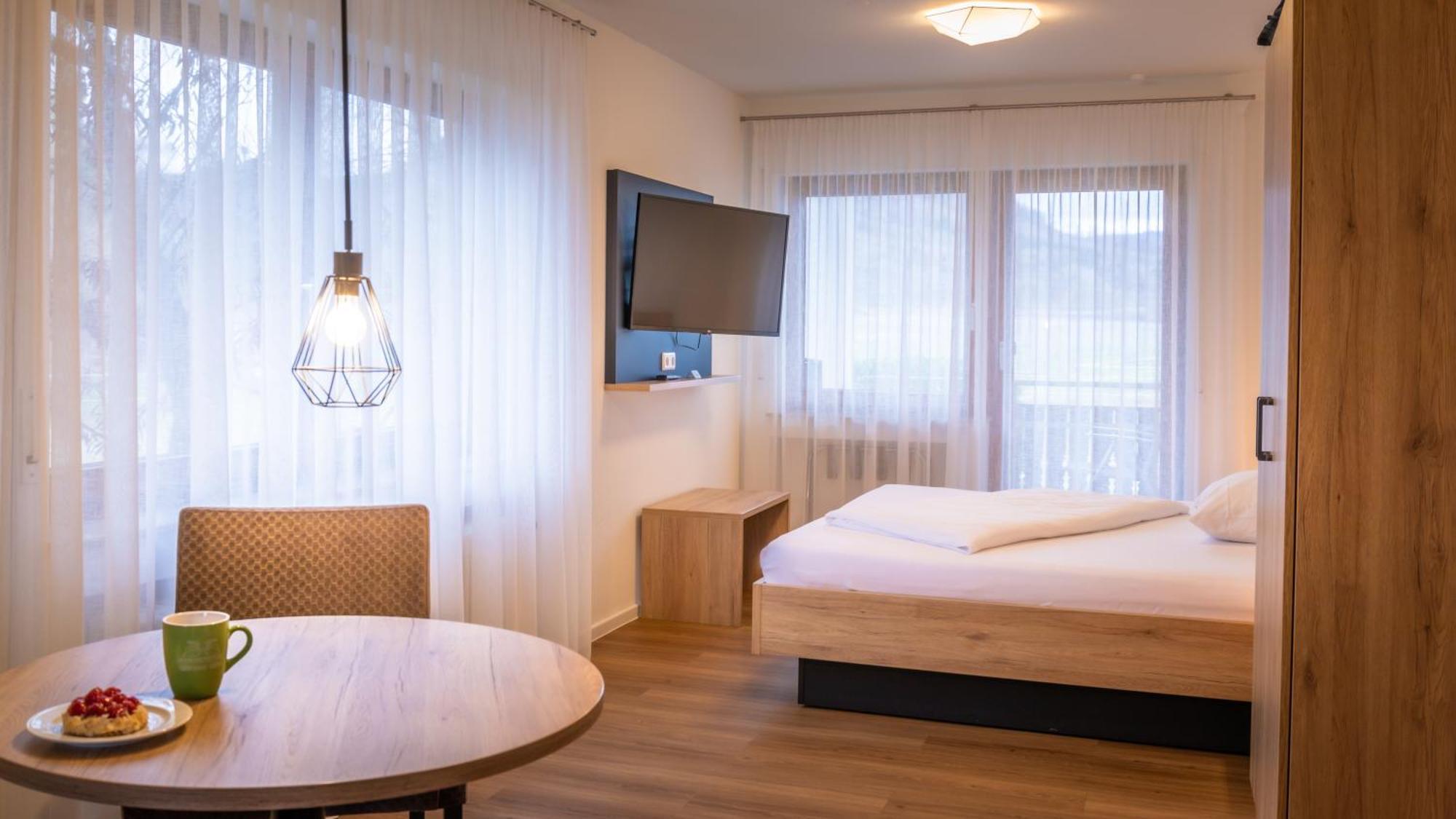Gasthaus Hirschenstube & Gaestehaus Gehri Waldkirch Ngoại thất bức ảnh